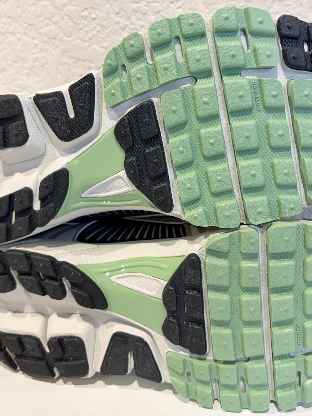 7.5W Nike Vomero 5 Cobblestone New No Box - Picture 7 of 7